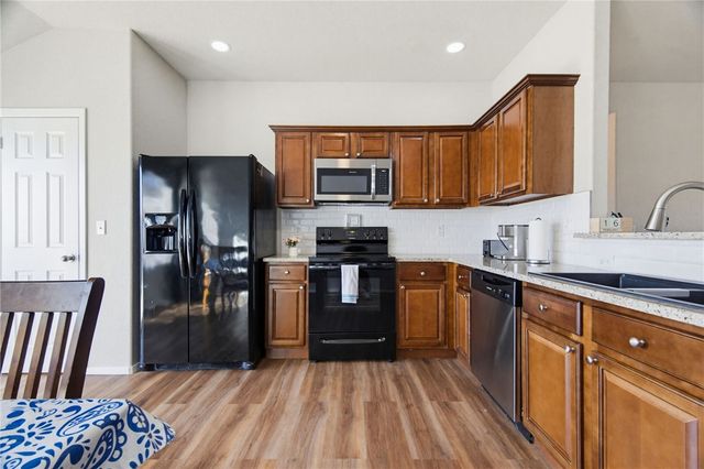 717 NW 69th Avenue, Bentonville, AR 72713