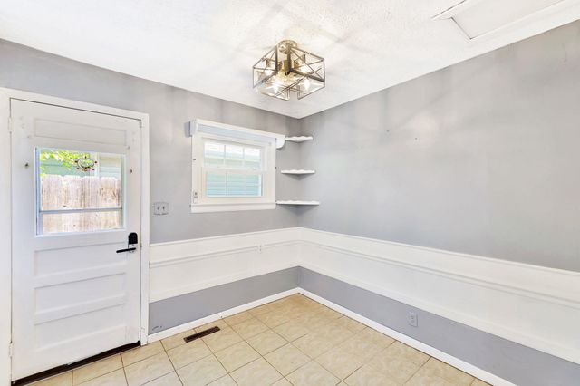 1751 N Payne, Wichita, KS 67203