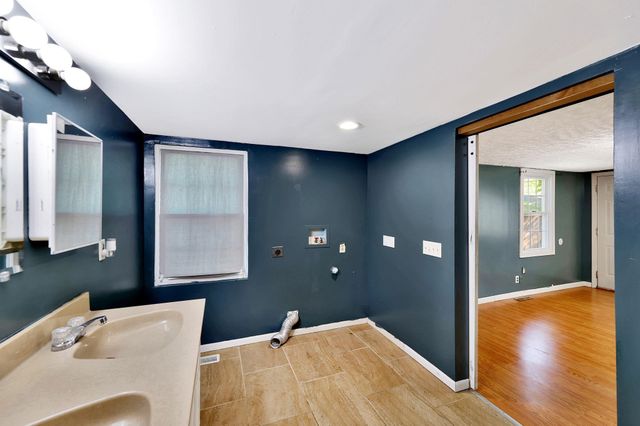 1751 N Payne, Wichita, KS 67203