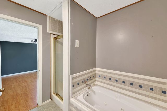 1751 N Payne, Wichita, KS 67203