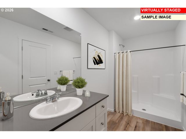 25215 TANGLEWOOD Way, Veneta, OR 97487