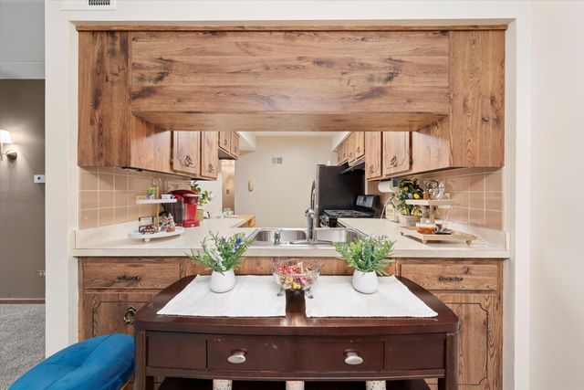 12615 S Central Avenue 207, Alsip, IL 60803