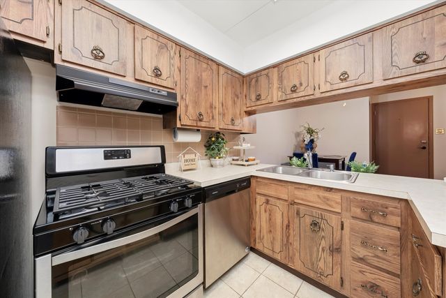 12615 S Central Avenue 207, Alsip, IL 60803