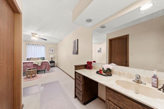 12615 S Central Avenue 207, Alsip, IL 60803