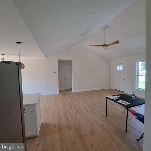 101 THOMPSON ST, Hurlock, MD 21643