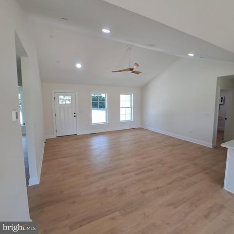 101 THOMPSON ST, Hurlock, MD 21643