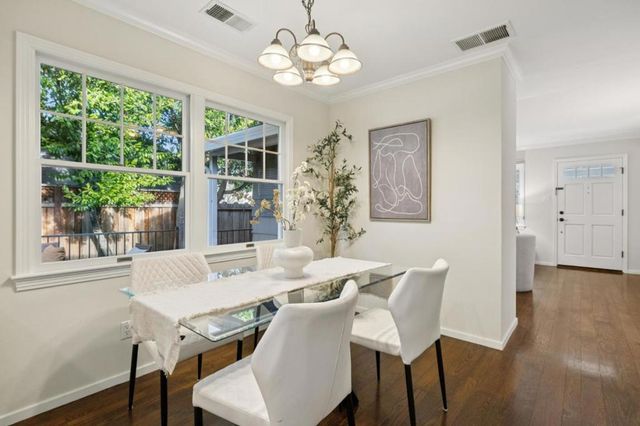 308 Hedge Road, Menlo Park, CA 94025