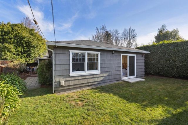 308 Hedge Road, Menlo Park, CA 94025