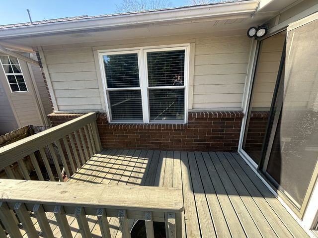 2820 Chapelwood Dr, Hermitage, TN 37076