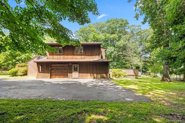 11 Buena Vista Road, Suffern, NY 10901