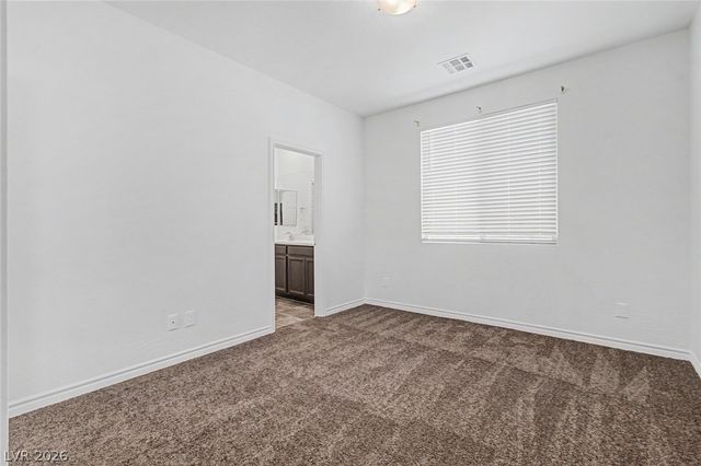 1013 Cliff Castle Avenue, North Las Vegas, NV 89081