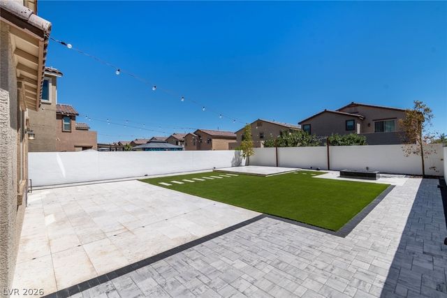 1013 Cliff Castle Avenue, North Las Vegas, NV 89081