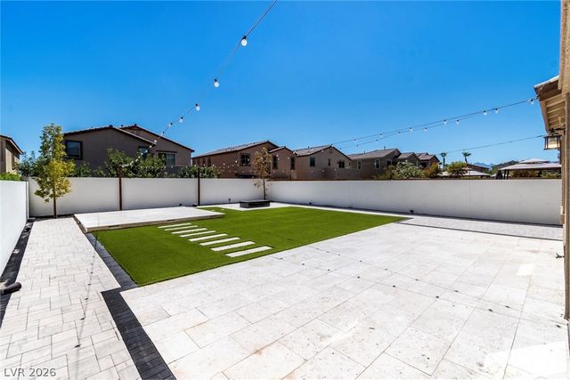 1013 Cliff Castle Avenue, North Las Vegas, NV 89081