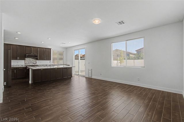 1013 Cliff Castle Avenue, North Las Vegas, NV 89081