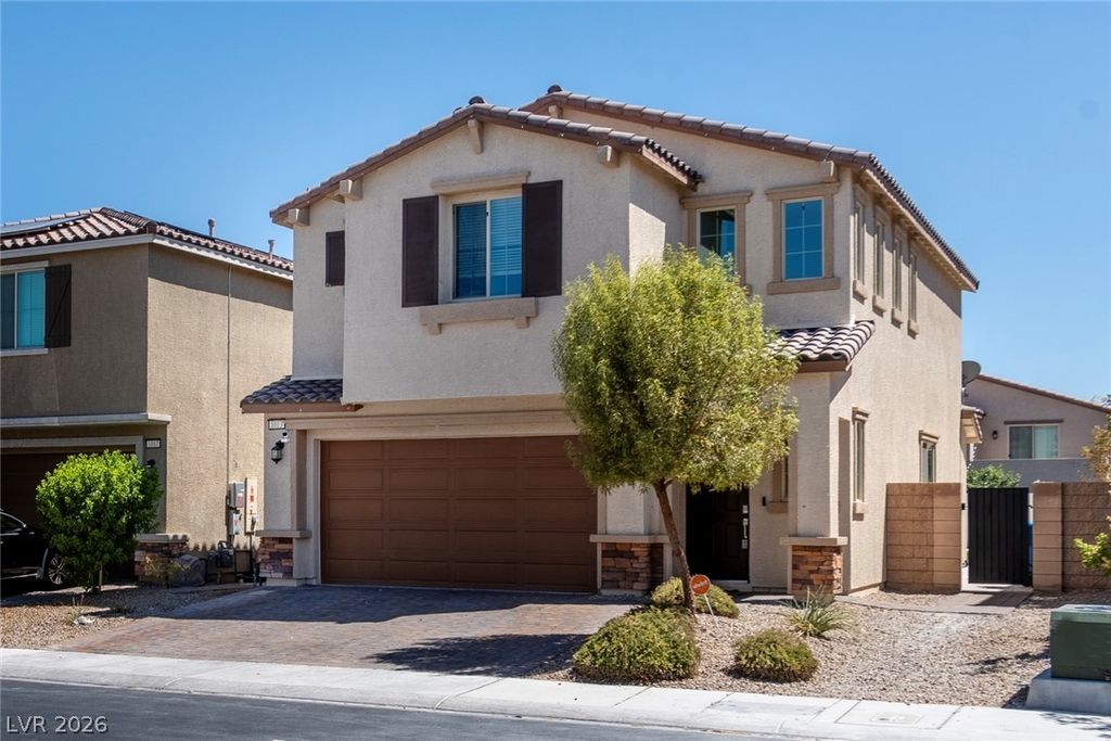 1013 Cliff Castle Avenue, North Las Vegas, NV 89081