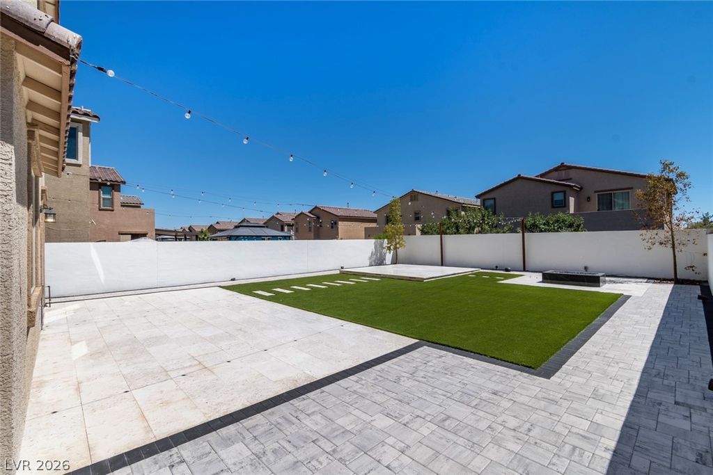 1013 Cliff Castle Avenue, North Las Vegas, NV 89081 — photo 3