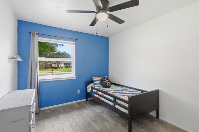 17211 Camberwell Green Lane, Houston, TX 77070