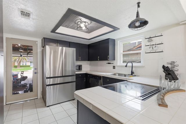 17211 Camberwell Green Lane, Houston, TX 77070