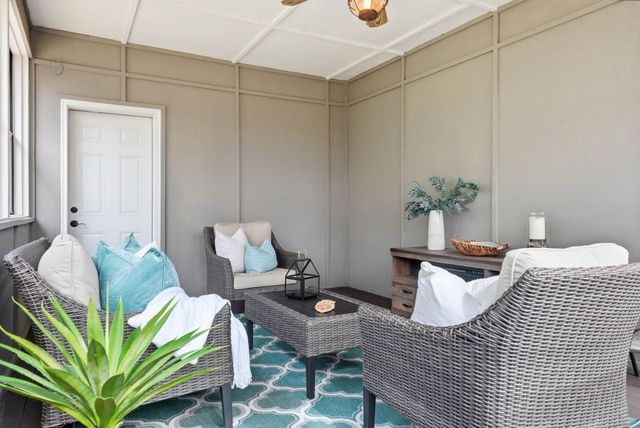 1978 Thom Drive, Arden Hills, MN 55112