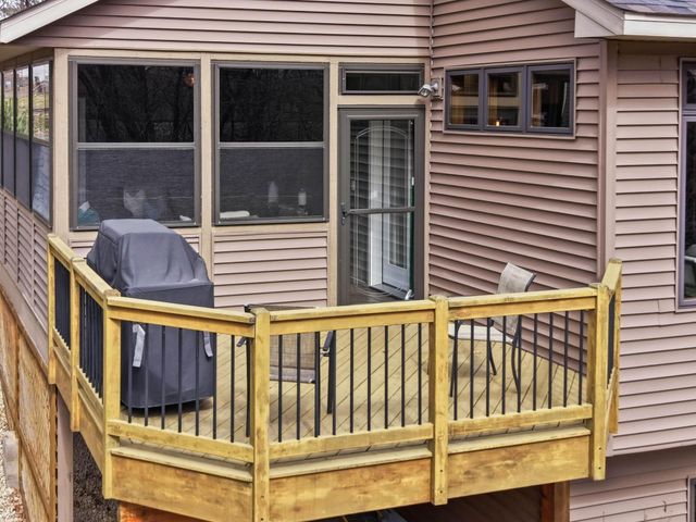 1978 Thom Drive, Arden Hills, MN 55112