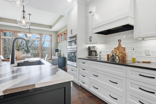 1978 Thom Drive, Arden Hills, MN 55112