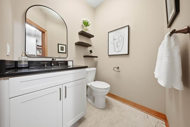 1978 Thom Drive, Arden Hills, MN 55112