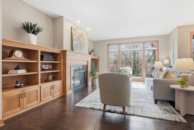 1978 Thom Drive, Arden Hills, MN 55112