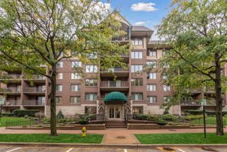 10 S Wille Street 303, Mount Prospect, IL 60056