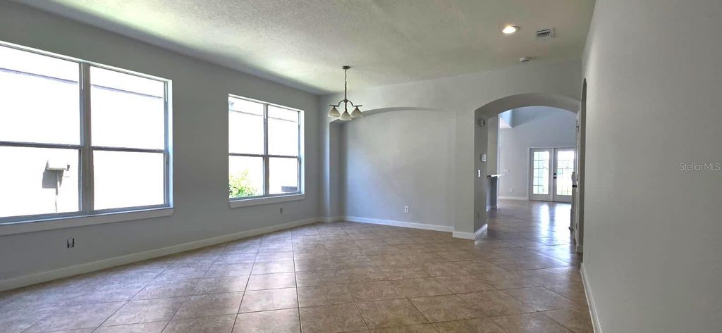 Image 11 of property listing at 13414 PHOENIX DRIVE, Orlando, FL 32828