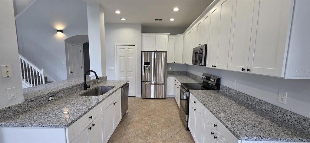 Image 18 of property listing at 13414 PHOENIX DRIVE, Orlando, FL 32828
