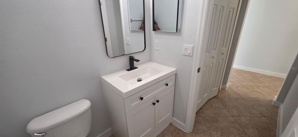 Image 9 of property listing at 13414 PHOENIX DRIVE, Orlando, FL 32828