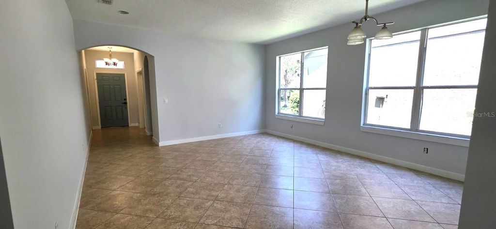 Image 10 of property listing at 13414 PHOENIX DRIVE, Orlando, FL 32828