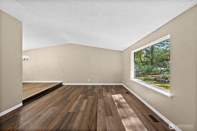 11315 83rd Avenue SW, Lakewood, WA 98498