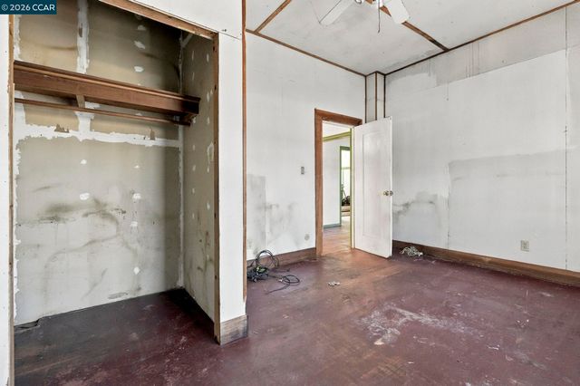 2912 Delaware St, Oakland, CA 94602