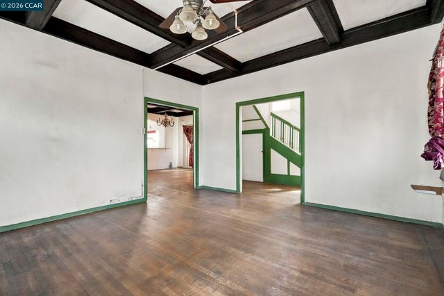 2912 Delaware St, Oakland, CA 94602