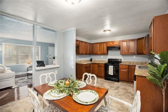 9812 Marsh Avenue, Kansas City, MO 64134