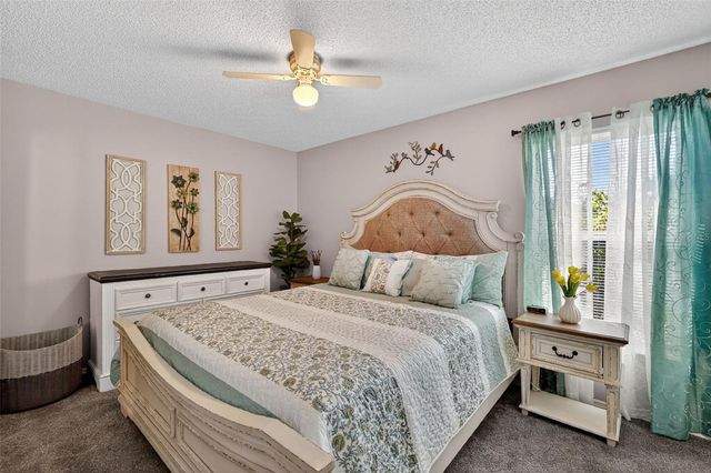 1239 PADGETT CIRCLE, Lady Lake, FL 32159