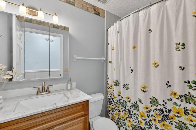 1239 PADGETT CIRCLE, Lady Lake, FL 32159