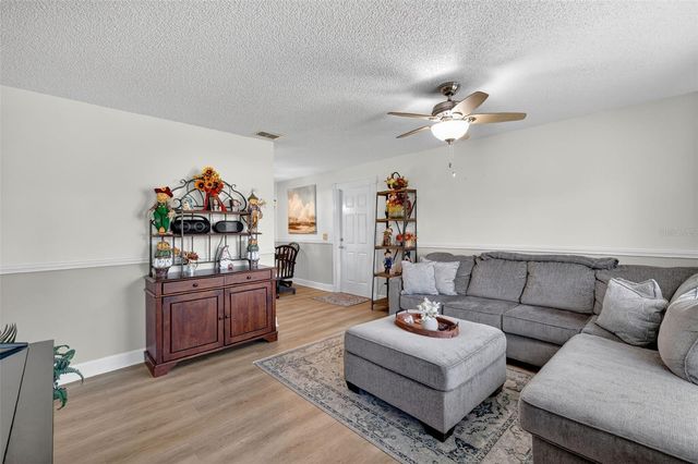 1239 PADGETT CIRCLE, Lady Lake, FL 32159