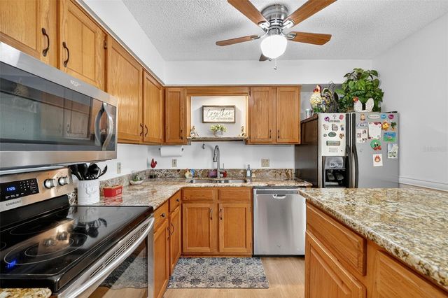 1239 PADGETT CIRCLE, Lady Lake, FL 32159