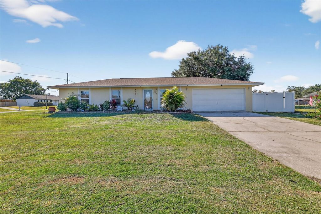 1239 PADGETT CIRCLE, Lady Lake, FL 32159