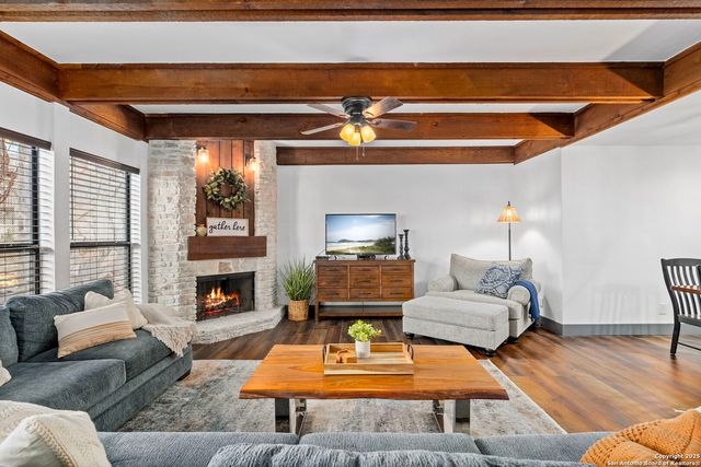 209 T Bar M # B209, New Braunfels, TX 78132