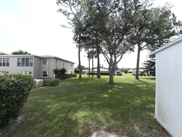 1030 Silk Oak Terrace 101, Delray Beach, FL 33445