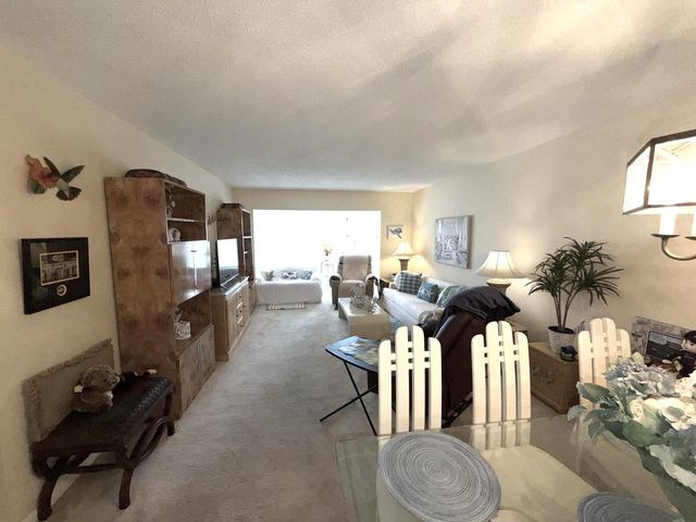 1030 Silk Oak Terrace 101, Delray Beach, FL 33445