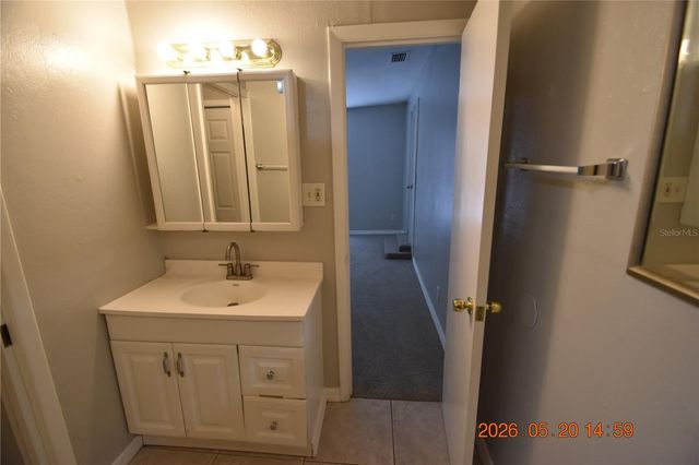 8720 FLAME VINE AVENUE, Seminole, FL 33777