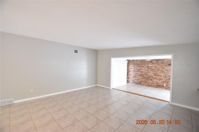 8720 FLAME VINE AVENUE, Seminole, FL 33777