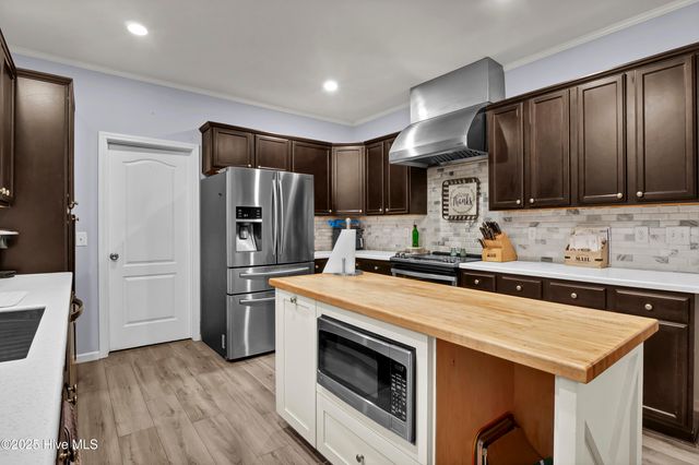 2636 Brinson Road, Currie, NC 28435