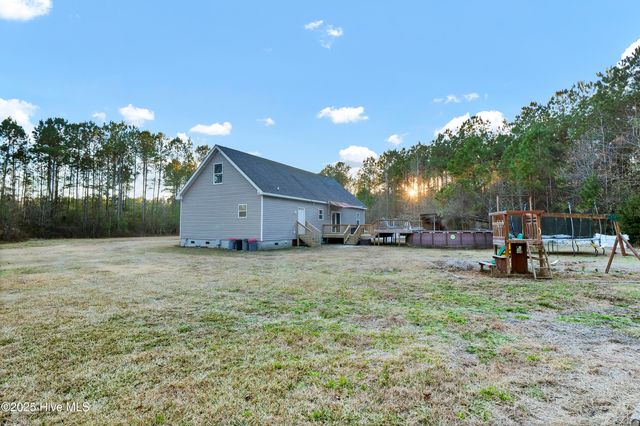 2636 Brinson Road, Currie, NC 28435
