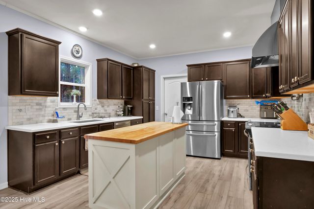 2636 Brinson Road, Currie, NC 28435