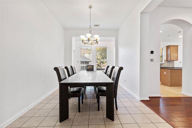 5124 Scottish Thistle DR, Austin, TX 78739